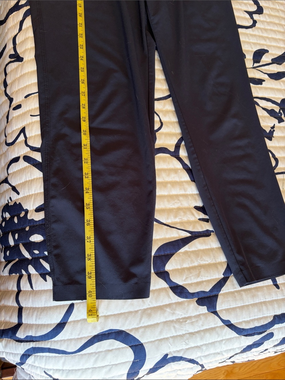 Athleta lightweight navy pants 12t - Picture 5 of 7